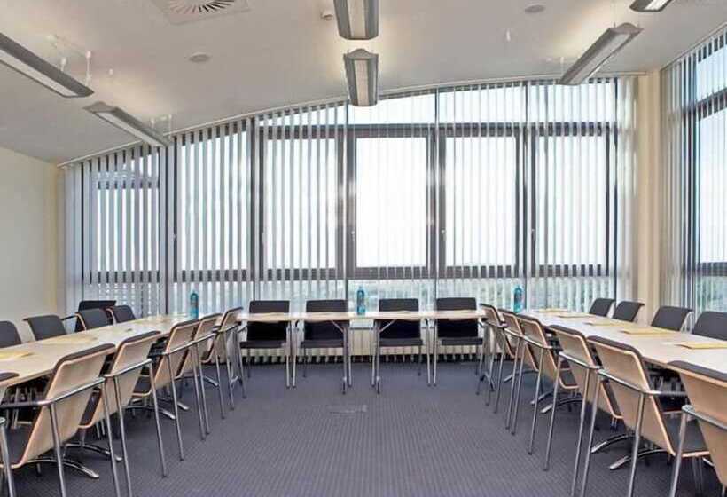 Отель Qualitel Wilnsdorf