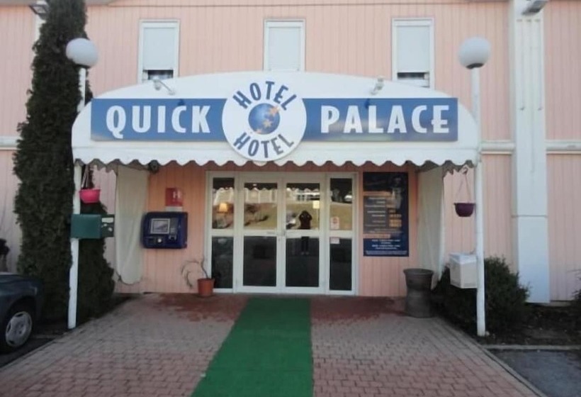 בית מלון כפרי Quick Palace Epinal