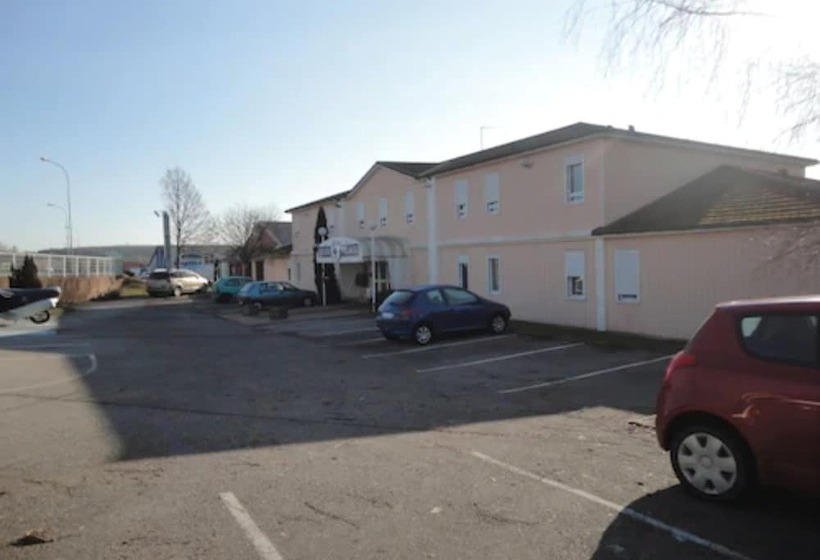 בית מלון כפרי Quick Palace Epinal