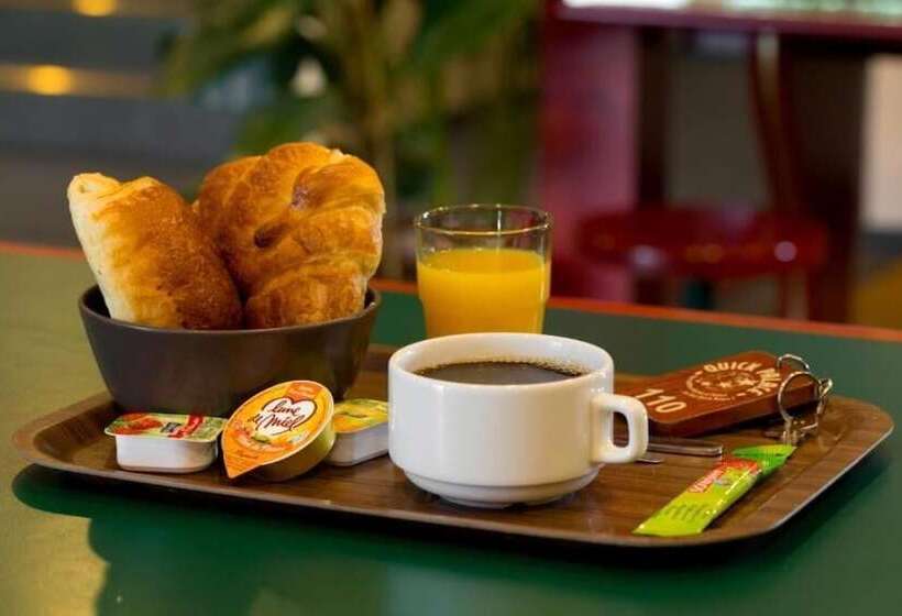 בית מלון כפרי Quick Palace Epinal