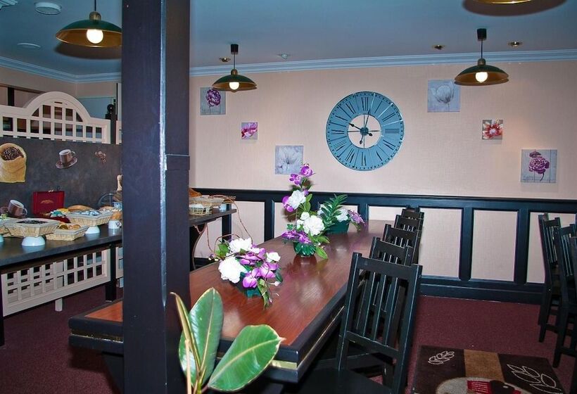 בית מלון כפרי Quick Palace Poitiers