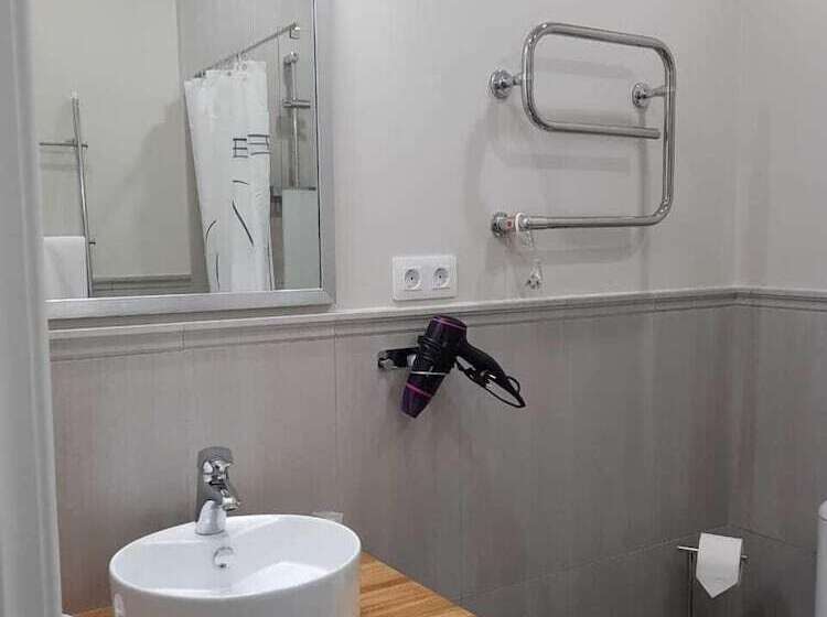 Remarka Hotel On Stolyarniy