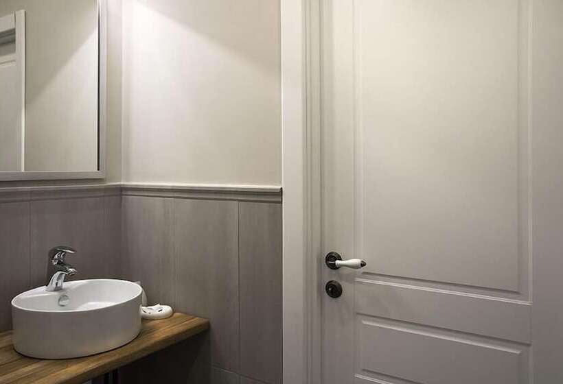 Remarka Hotel On Stolyarniy