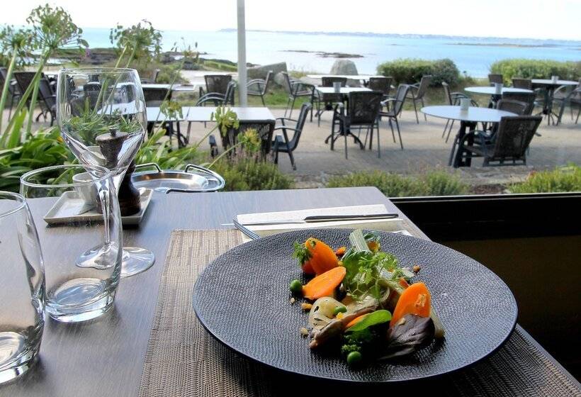 בית מלון כפרי Logis Hôtel & Restaurant Les Mouettes   Larmor Plage, Proche De Lorient