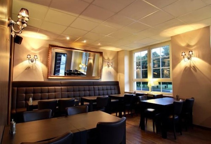 فندق Restaurant Zum Löwen