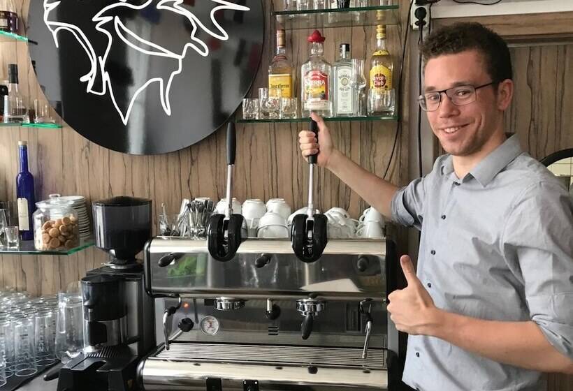 فندق Restaurant Zum Löwen