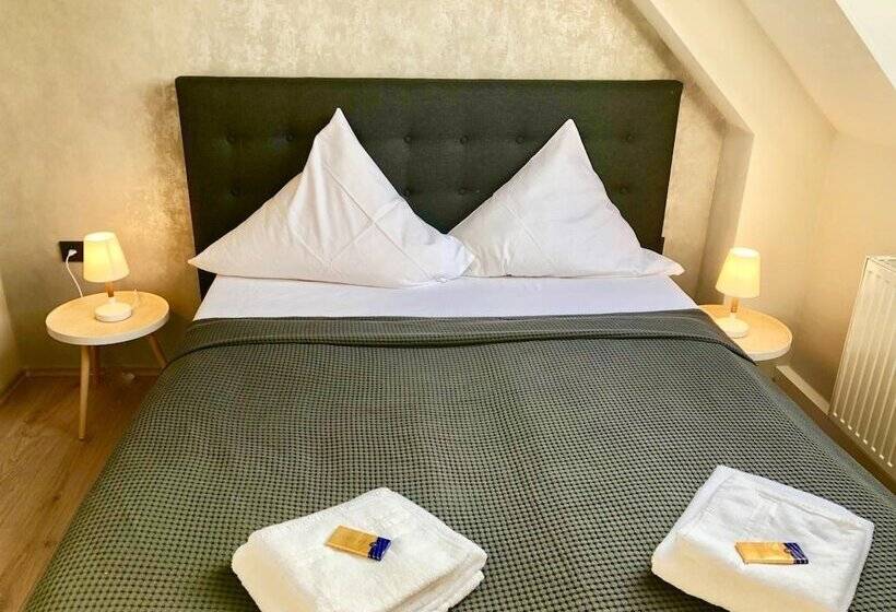 فندق Restaurant Zum Löwen