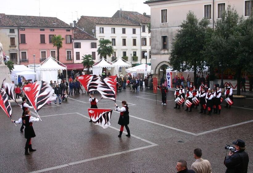 فندق Ristorante Alla Botte