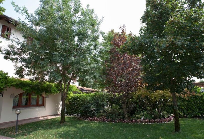 فندق Ristorante Alla Botte