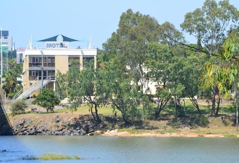 Rockhampton Riverside Central Hotel Official