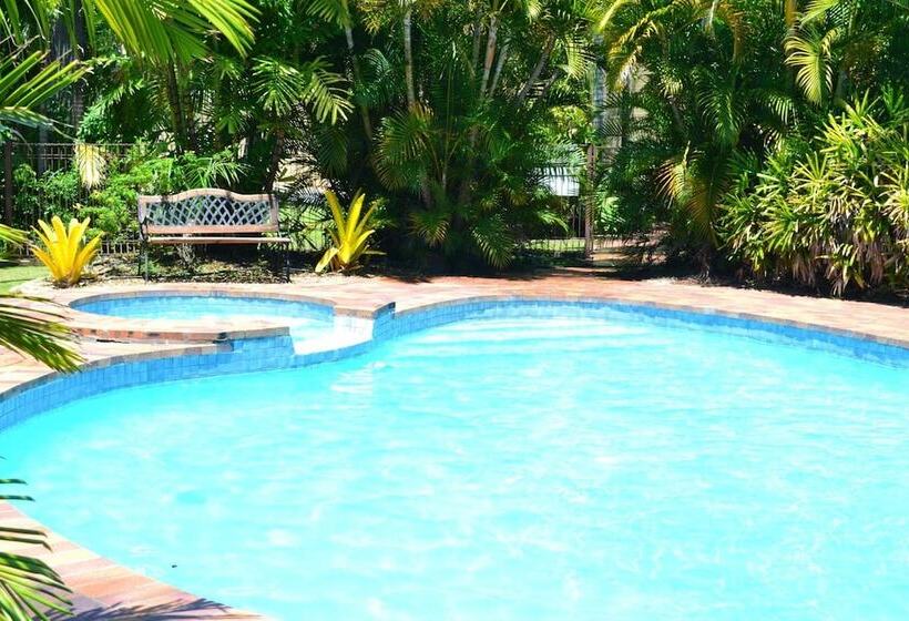 Rockhampton Riverside Central Hotel Official