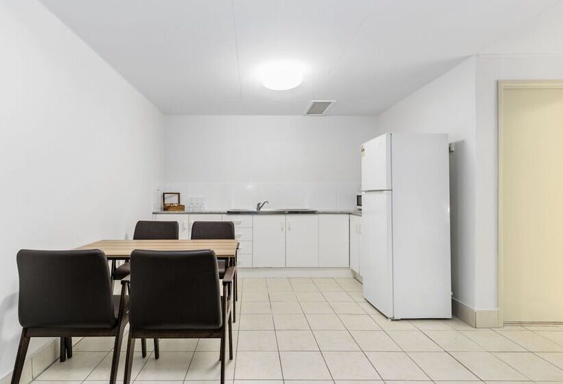 Rockhampton Riverside Central Hotel Official