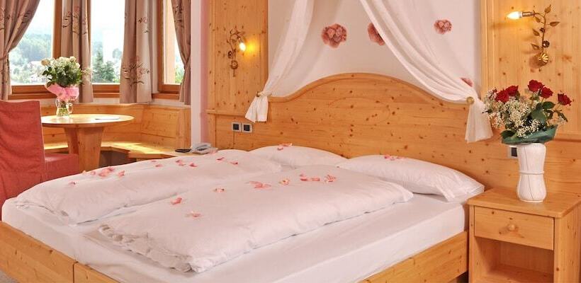 فندق Rosa Resort