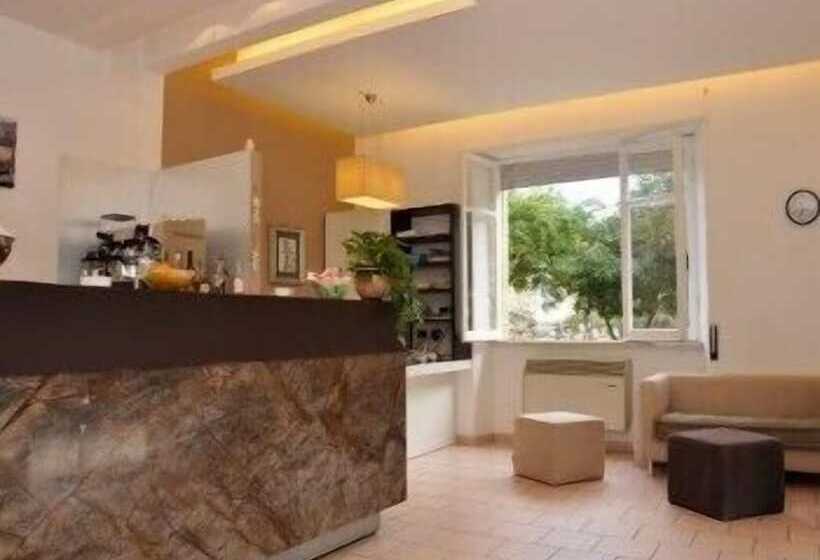 Отель San Carlo