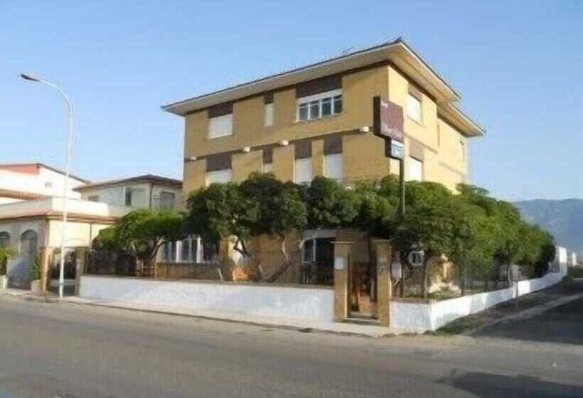 Отель San Carlo