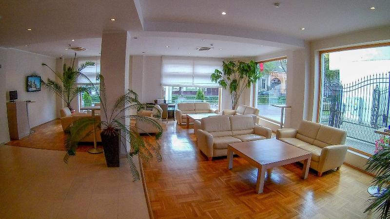 فندق Satu Mare City