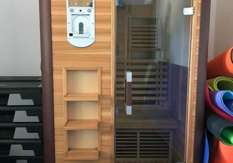 فندق Satu Mare City