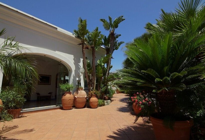 Semiramis Hotel De Charme & Pools