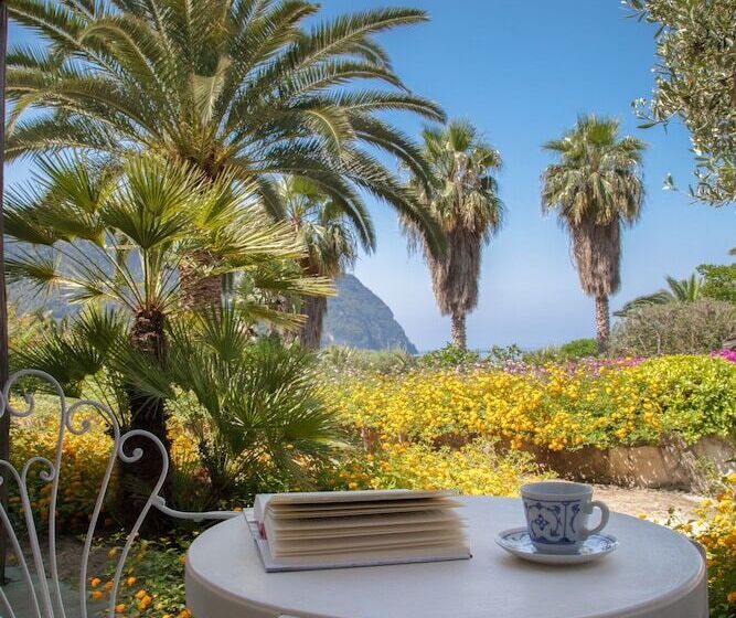 Semiramis Hotel De Charme & Pools