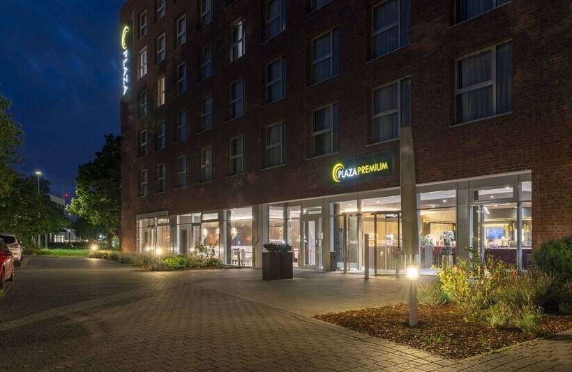 هتل Plaza Premium Karlsruhe