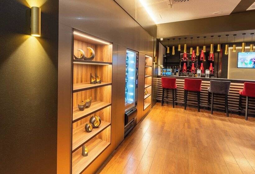 هتل Plaza Premium Karlsruhe