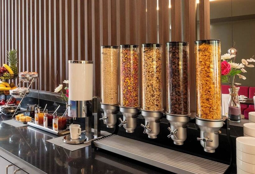 هتل Plaza Premium Karlsruhe