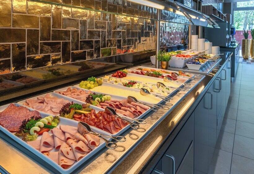 هتل Plaza Premium Karlsruhe