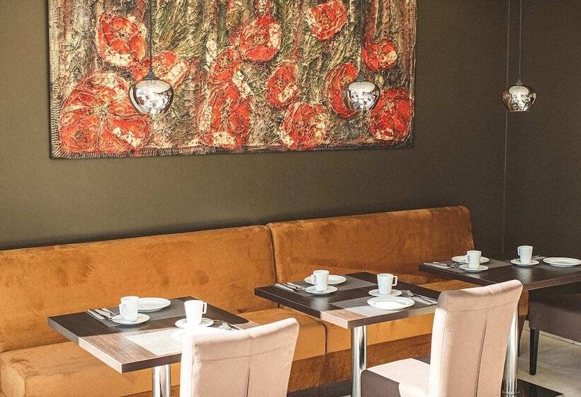 هتل Plaza Premium Karlsruhe