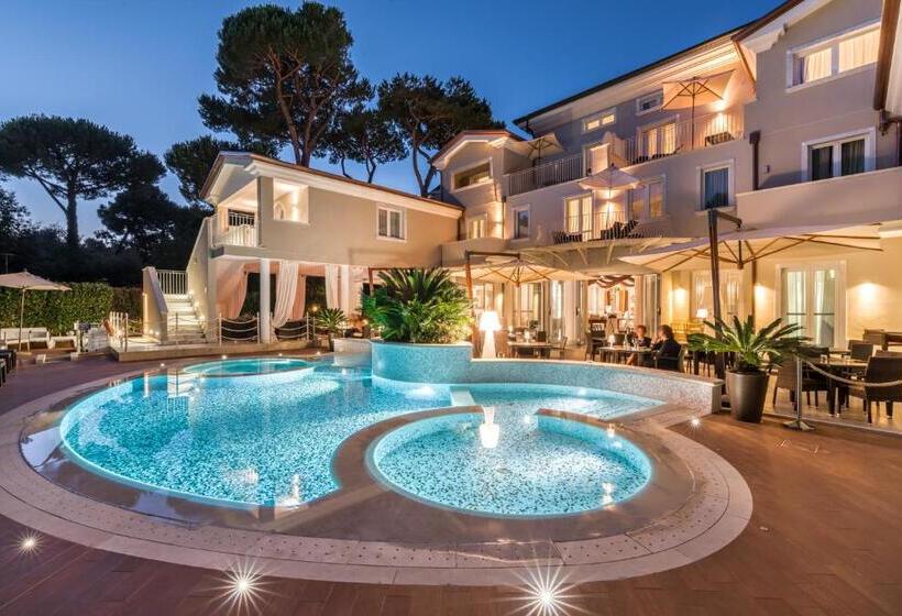 Отель Stella Della Versilia