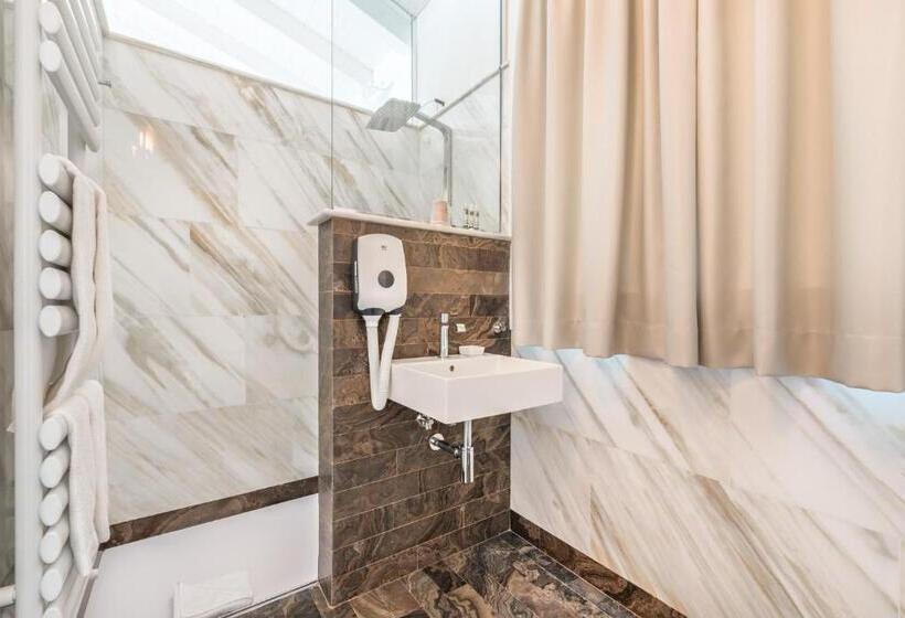 Отель Stella Della Versilia