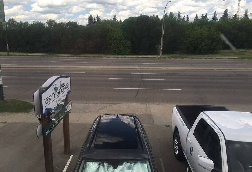 호텔 The Inn On College