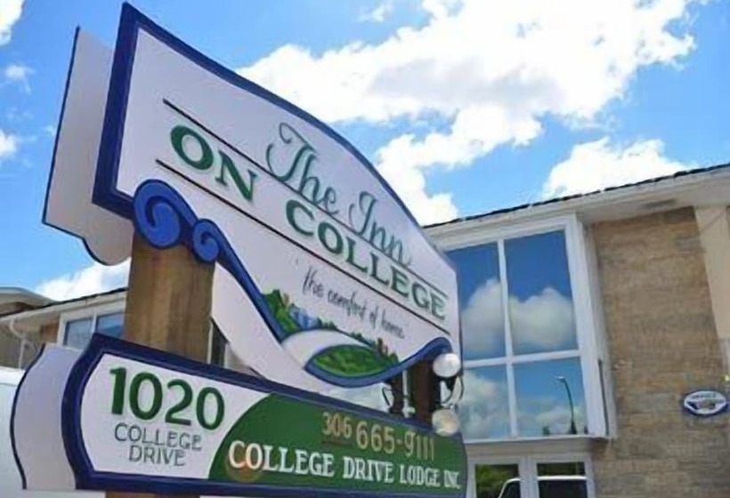 호텔 The Inn On College