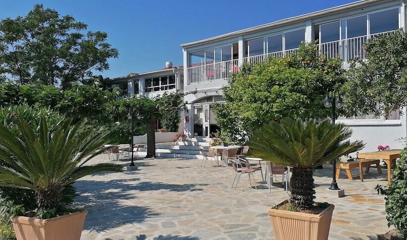 Отель U Libecciu