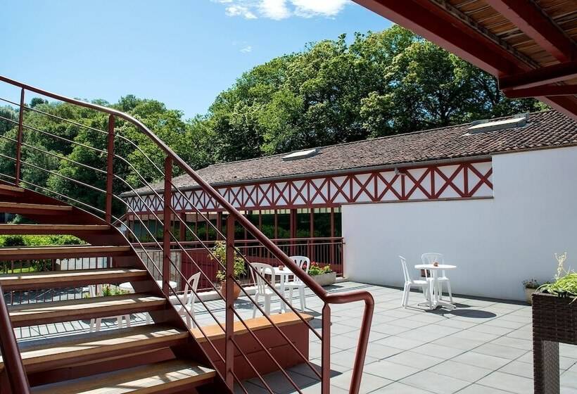 Logis Hotel Ur Hegian