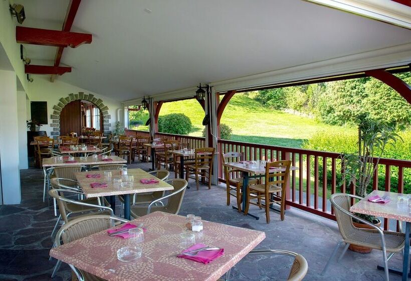 Logis Hotel Ur Hegian