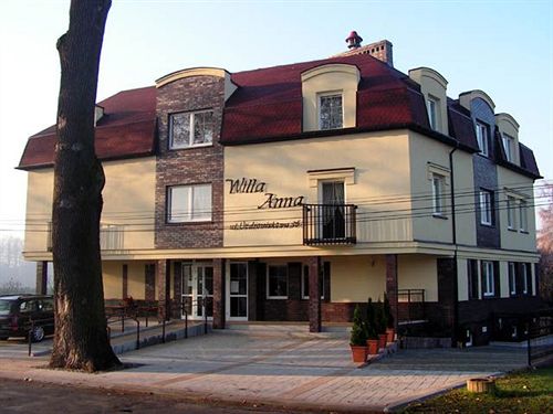 ホテル Willa Anna