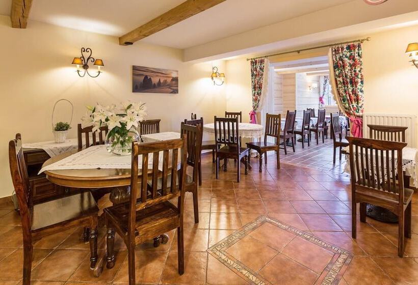 هتل New Willa Jan