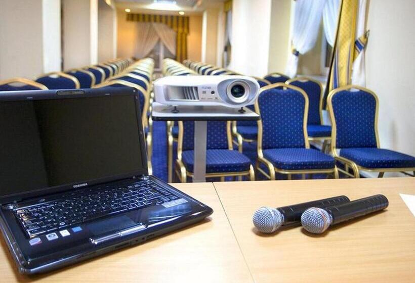 ホテル Willa Wolność