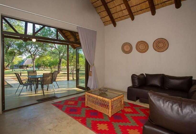 Kubu Safari Lodge