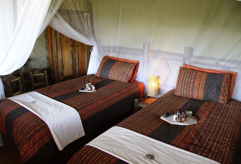 Kubu Safari Lodge