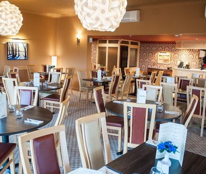 Llanwenarth Hotel & Riverside Restaurant