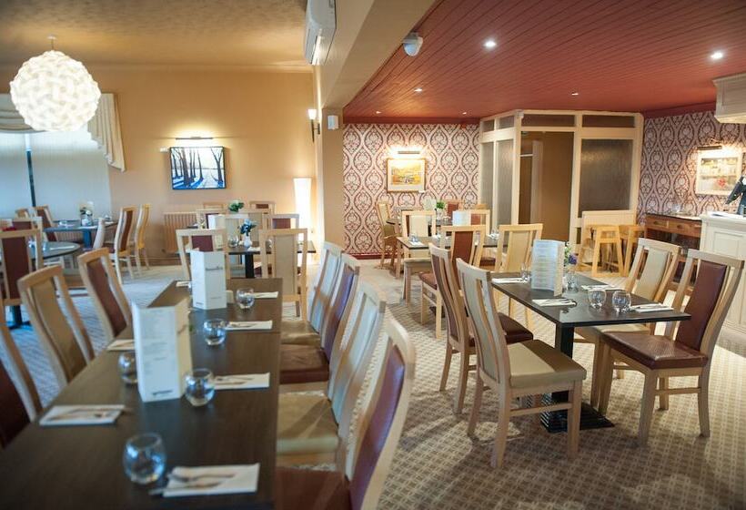 Llanwenarth Hotel & Riverside Restaurant