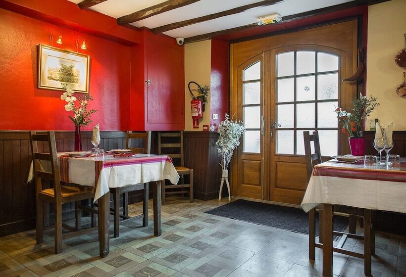 Logis Hotel Erreguina