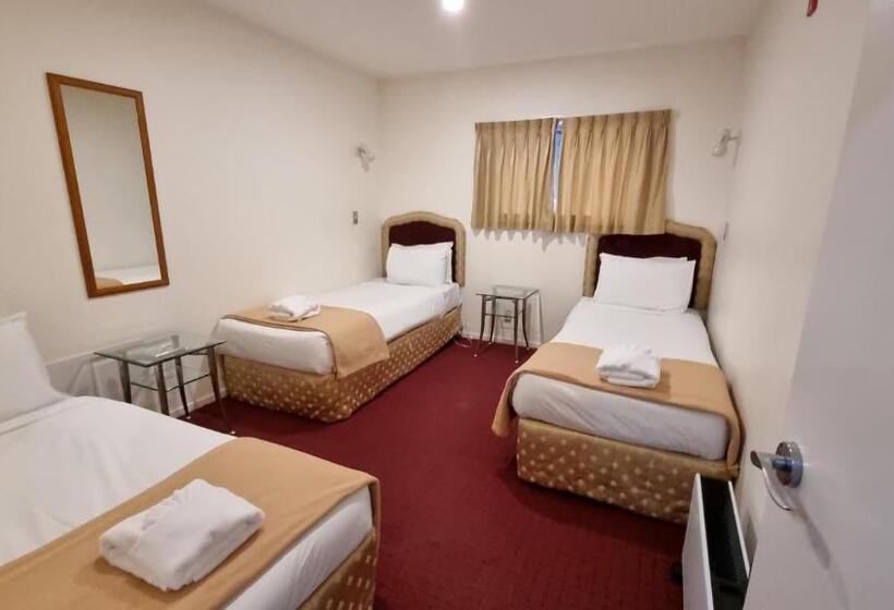 汽车旅馆  Chantillys Motor Lodge