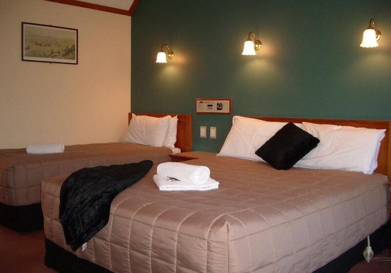مُتل Masterton Motor Lodge