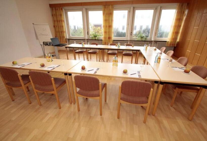 レジデンス Kloster Esthal