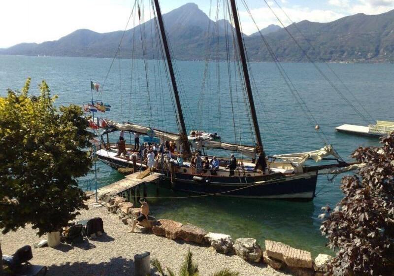 住所  Taki Village