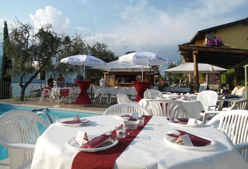 Резиденция Taki Village