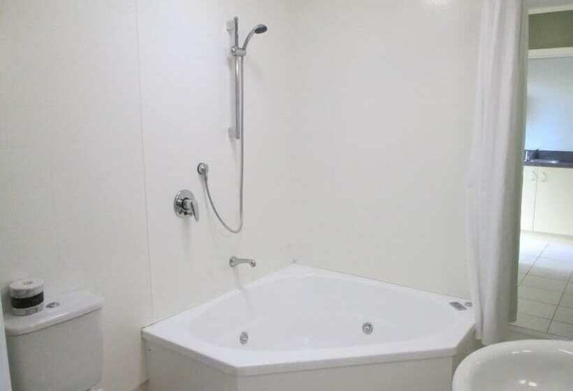 Shortland Court Motel