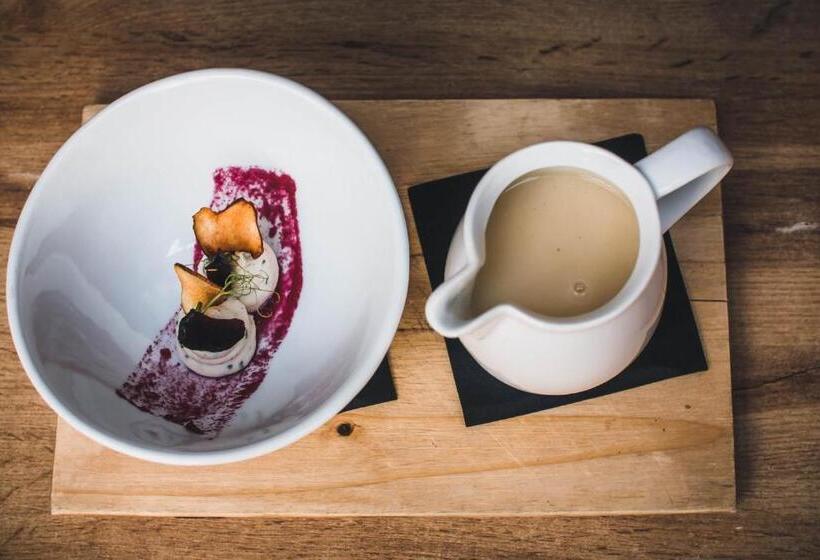 Tornácos Hotel   Hegykő